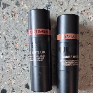 NUDESTIX Brown and Black Blush And Bronzer Duo Just Swatched